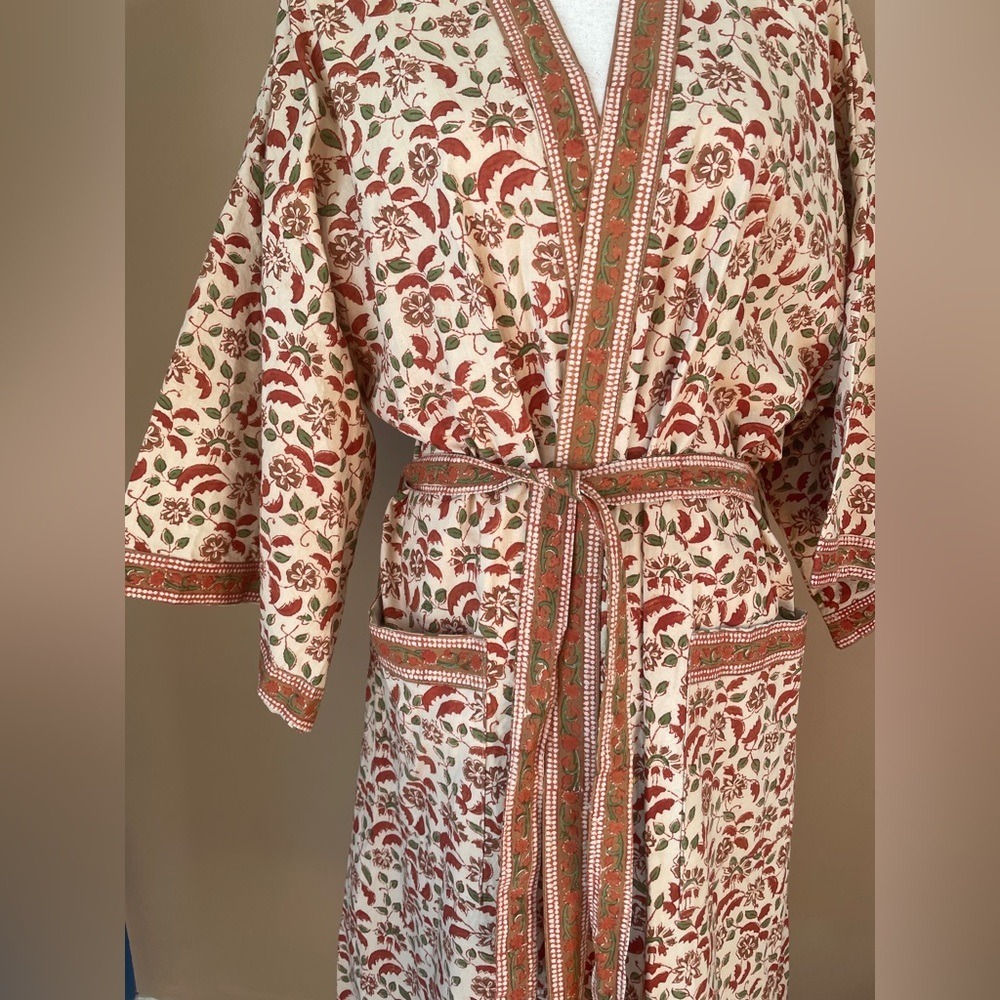 Ten Thousand Villages Cotton Kimono Robe Belted OSFM Printed NWT Red Pockets - Picture 4 of 9